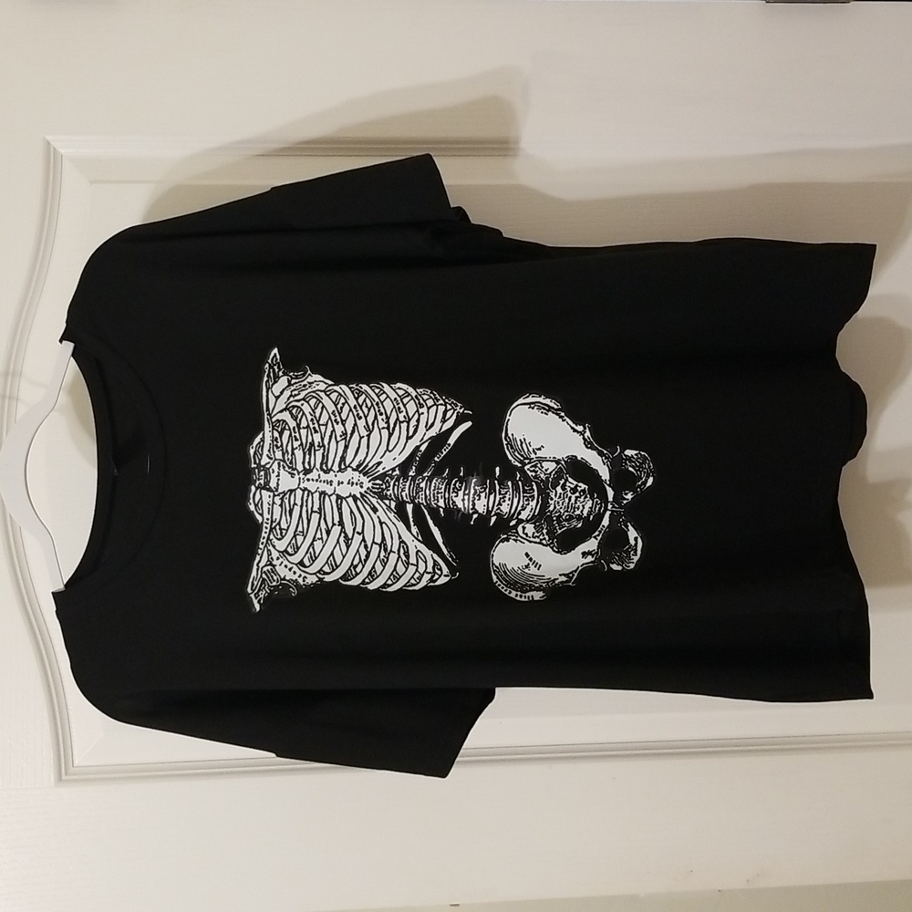 SHEIN Skeleton Theme T-shirt Size L
